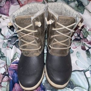 Distressed Sperry Boots